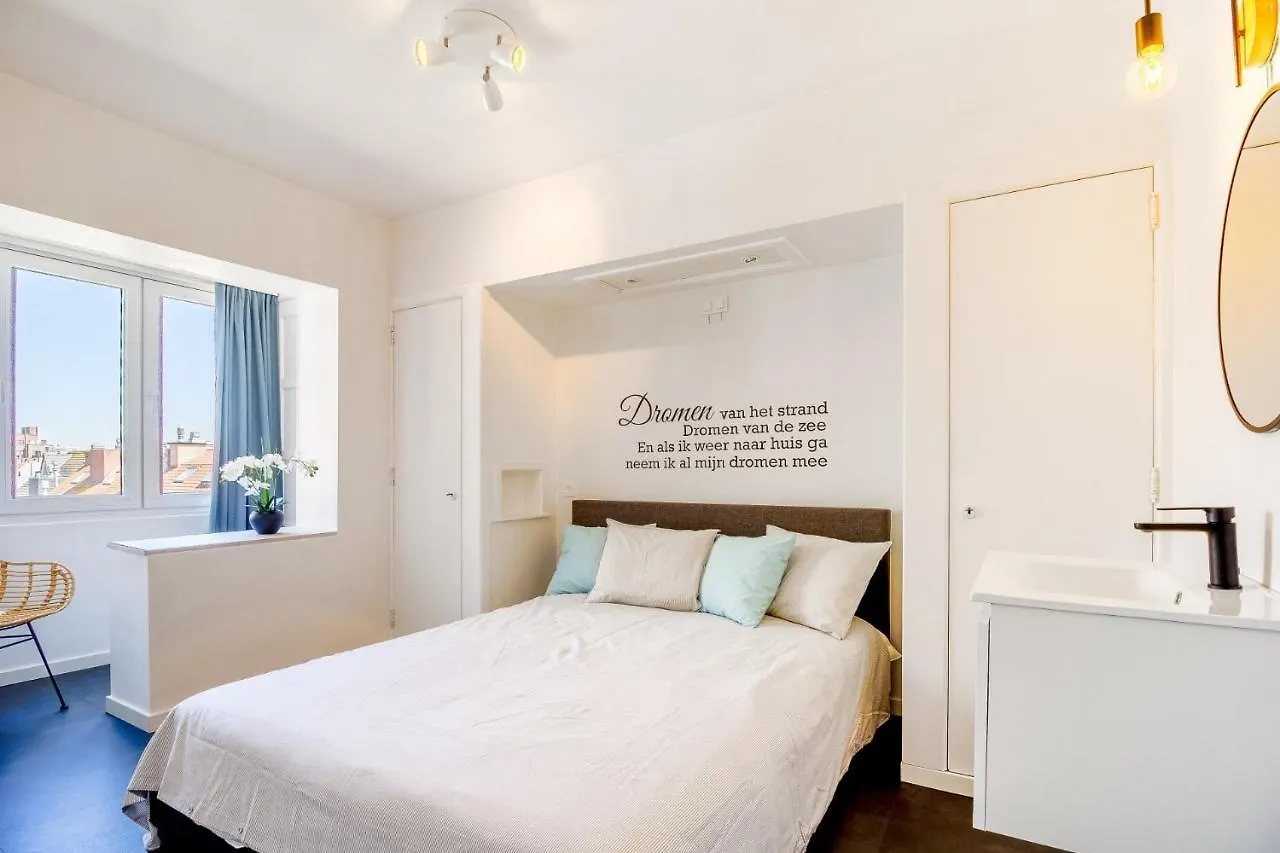 Premium Holidays - Modern Apartment Eden Roc With Sea View At Westende Middelkerke